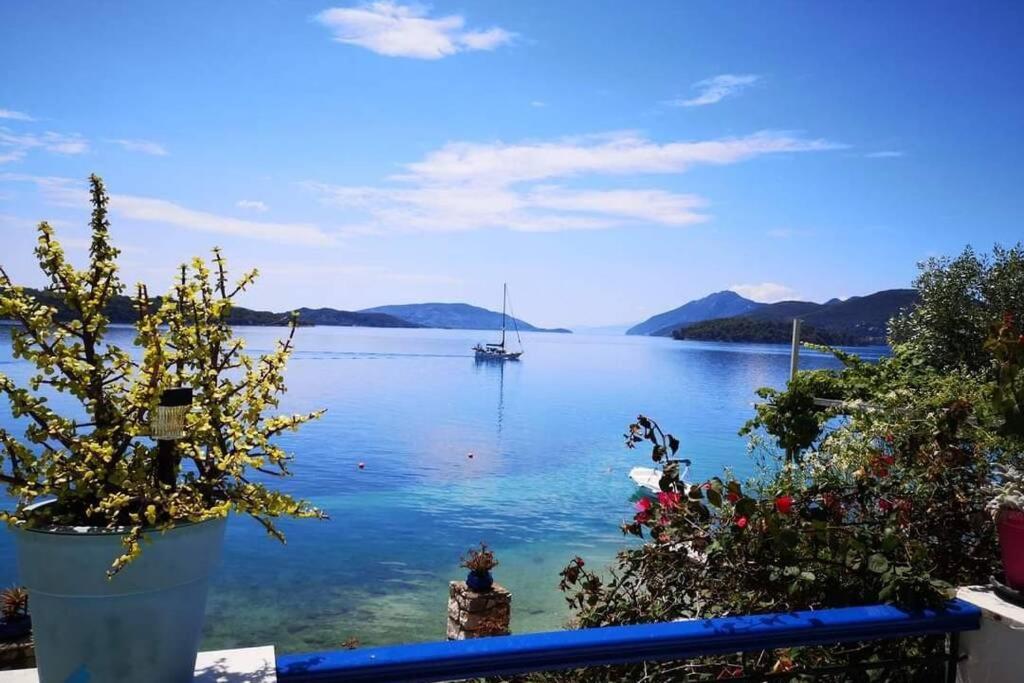 Villa Violeta Lefkada Nidhrion Exteriör bild