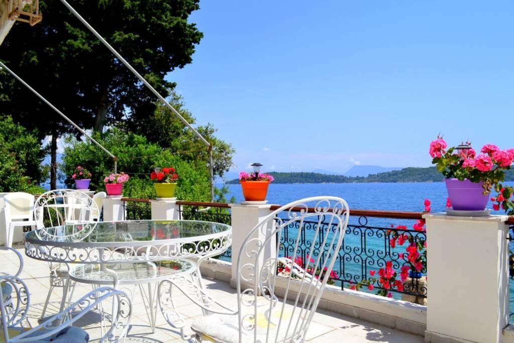 Villa Violeta Lefkada Nidhrion Exteriör bild