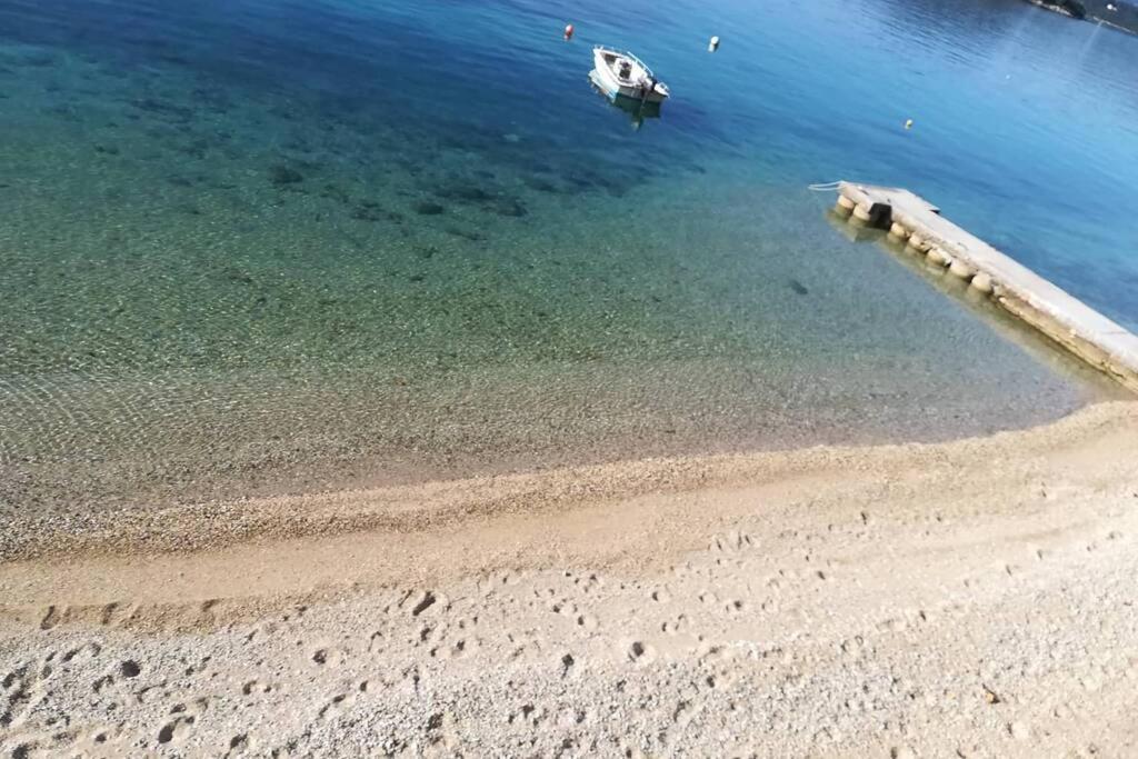 Villa Violeta Lefkada Nidhrion Exteriör bild