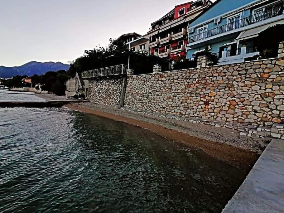 Villa Violeta Lefkada Nidhrion Exteriör bild